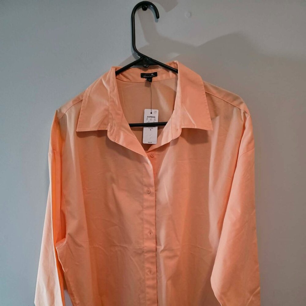Express Medium Button Down